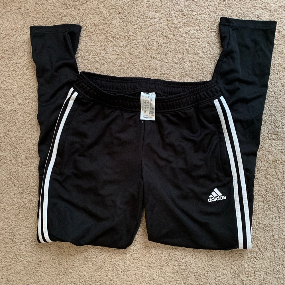 Women’s Adidas Medium